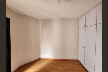 Apartamento à venda com 127m², 3 quartos e 2 vagasQuarto 2