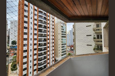 Apartamento à venda com 127m², 3 quartos e 2 vagasVaranda Quarto 2