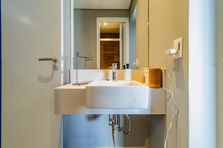 Apartamento à venda com 380m², 5 quartos e 3 vagasBanheiro 2