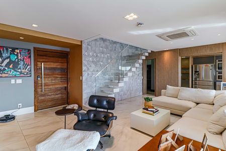 Apartamento à venda com 380m², 5 quartos e 3 vagasSala