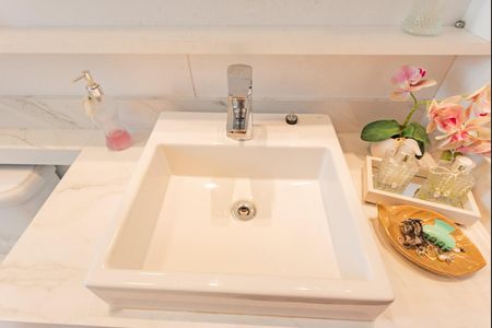 Apartamento à venda com 82m², 3 quartos e 2 vagasBanheiro da Suíte