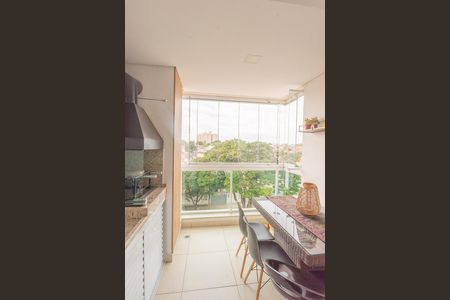 Apartamento à venda com 82m², 3 quartos e 2 vagasSacada da Sala