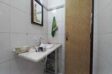 Casa à venda com 125m², 3 quartos e 3 vagas Casa à venda com 125m², 3 quartos e 3 vagasBanheiro Social