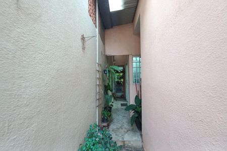 Casa à venda com 125m², 3 quartos e 3 vagas Casa à venda com 125m², 3 quartos e 3 vagasCorredor