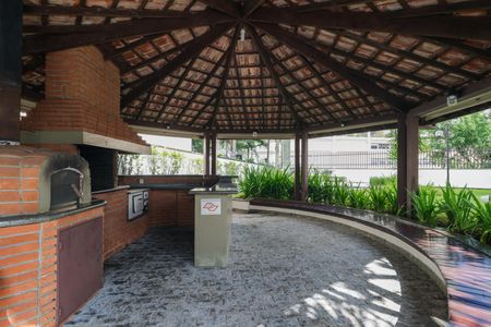 Apartamento à venda com 177m², 3 quartos e 3 vagas Apartamento à venda com 177m², 3 quartos e 3 vagasÁrea comum - Churrasqueira