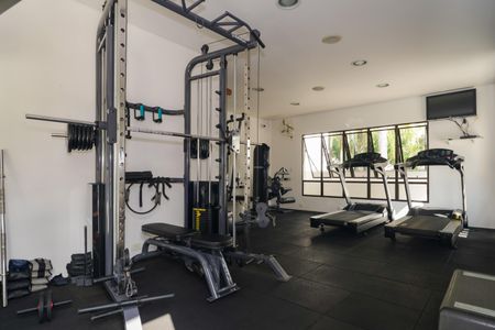 Apartamento à venda com 177m², 3 quartos e 3 vagas Apartamento à venda com 177m², 3 quartos e 3 vagasÁrea comum - Academia