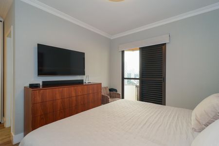 Apartamento à venda com 177m², 3 quartos e 3 vagas Apartamento à venda com 177m², 3 quartos e 3 vagasSuíte 1