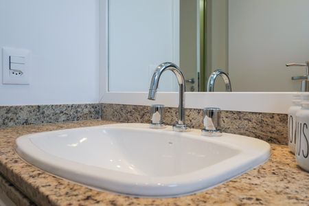 Apartamento à venda com 177m², 3 quartos e 3 vagas Apartamento à venda com 177m², 3 quartos e 3 vagasBanheiro da Suíte 2