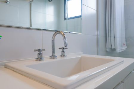 Apartamento à venda com 177m², 3 quartos e 3 vagas Apartamento à venda com 177m², 3 quartos e 3 vagasBanheiro da Suíte 1