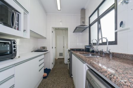 Apartamento à venda com 177m², 3 quartos e 3 vagas Apartamento à venda com 177m², 3 quartos e 3 vagasCozinha