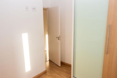 Apartamento à venda com 70m², 3 quartos e 1 vagaQuarto 2