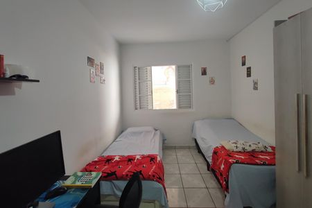 Casa à venda com 110m², 3 quartos e 3 vagasQuarto 2