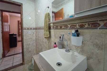 Casa à venda com 110m², 3 quartos e 3 vagasBanheiro