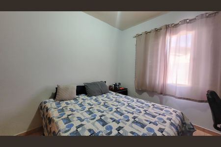 Casa à venda com 273m², 3 quartos e 3 vagas Casa à venda com 273m², 3 quartos e 3 vagasQuarto 1