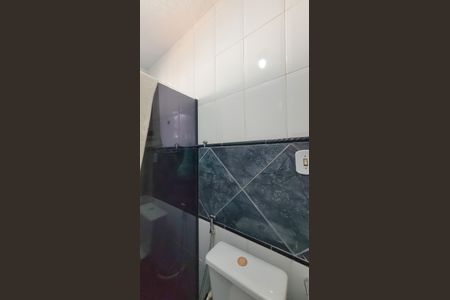 Casa à venda com 273m², 3 quartos e 3 vagas Casa à venda com 273m², 3 quartos e 3 vagasEdícula Banheiro