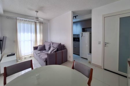 Apartamento à venda com 47m², 2 quartos e sem vaga Apartamento à venda com 47m², 2 quartos e sem vagaSala