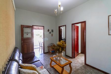 Casa à venda com 126m², 3 quartos e 3 vagasSala