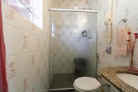 Casa à venda com 126m², 3 quartos e 3 vagasBanheiro da suíte