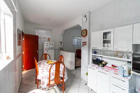 Casa à venda com 126m², 3 quartos e 3 vagasCozinha