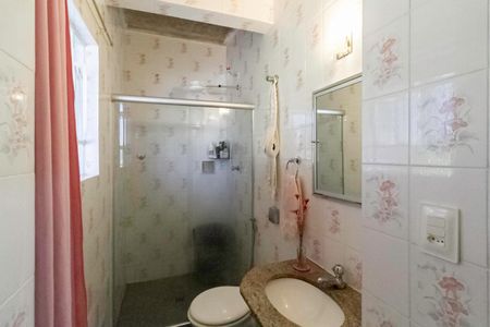 Casa à venda com 126m², 3 quartos e 3 vagasBanheiro da suíte