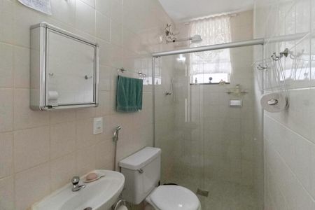 Casa à venda com 126m², 3 quartos e 3 vagasBanheiro social