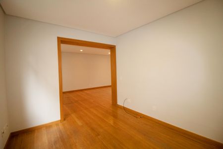 Apartamento à venda com 144m², 2 quartos e 2 vagas Apartamento à venda com 144m², 2 quartos e 2 vagasSala