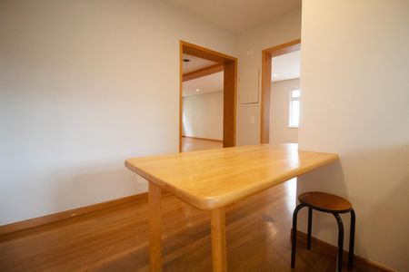 Apartamento à venda com 144m², 2 quartos e 2 vagas Apartamento à venda com 144m², 2 quartos e 2 vagasCopa