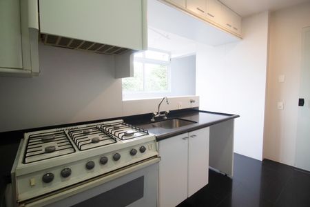 Apartamento à venda com 144m², 2 quartos e 2 vagas Apartamento à venda com 144m², 2 quartos e 2 vagasCozinha