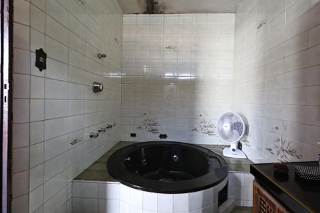 Casa à venda com 176m², 3 quartos e 3 vagasBanheiro da Suíte