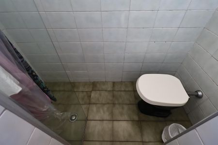 Casa à venda com 176m², 3 quartos e 3 vagasBanheiro da Suíte