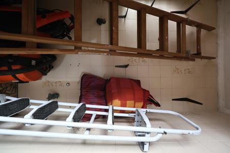 Casa à venda com 176m², 3 quartos e 3 vagasDepósito