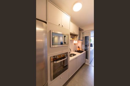 Apartamento à venda com 70m², 2 quartos e 2 vagas Apartamento à venda com 70m², 2 quartos e 2 vagasCozinha