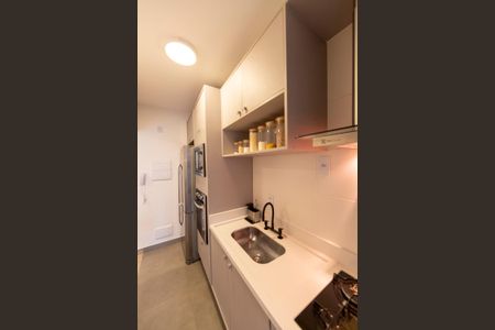 Apartamento à venda com 70m², 2 quartos e 2 vagas Apartamento à venda com 70m², 2 quartos e 2 vagasCozinha