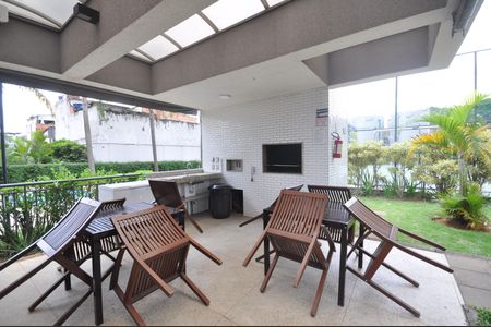 Apartamento à venda com 60m², 3 quartos e 1 vagaÁrea comum - Churrasqueira