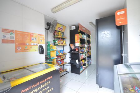 Apartamento à venda com 60m², 3 quartos e 1 vagaMini Market