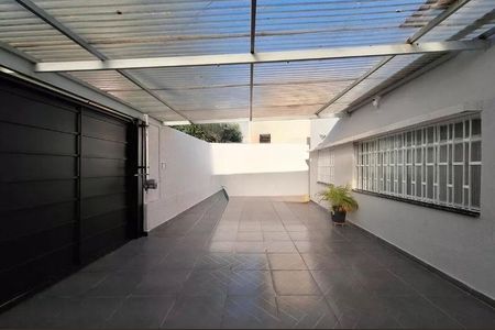 Casa à venda com 200m², 3 quartos e 4 vagas Casa à venda com 200m², 3 quartos e 4 vagasFoto 01