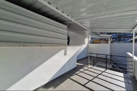 Casa à venda com 200m², 3 quartos e 4 vagas Casa à venda com 200m², 3 quartos e 4 vagasFoto 01