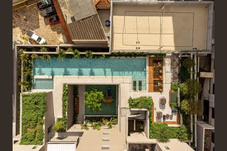 Apartamento à venda com 201m², 4 quartos e 3 vagas Apartamento à venda com 201m², 4 quartos e 3 vagasPiscina