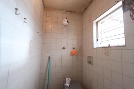 Casa à venda com 75m², 3 quartos e 1 vagaBanheiro da Suíte 2