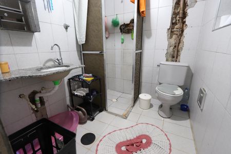 Casa à venda com 75m², 3 quartos e 1 vagaBanheiro da Suíte 1