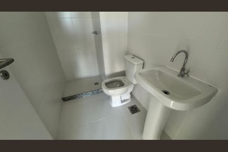 Apartamento à venda com 78m², 2 quartos e 1 vaga Apartamento à venda com 78m², 2 quartos e 1 vagaBanheiro quarto 2