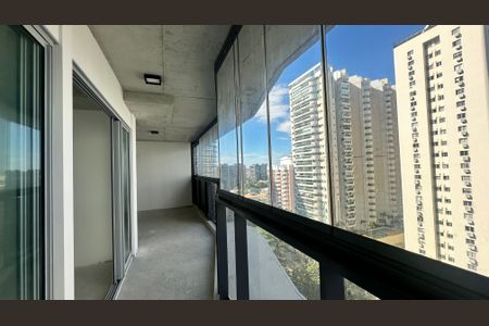 Apartamento à venda com 78m², 2 quartos e 1 vaga Apartamento à venda com 78m², 2 quartos e 1 vagaVaranda