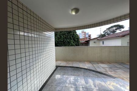 Apartamento à venda com 240m², 4 quartos e 3 vagas