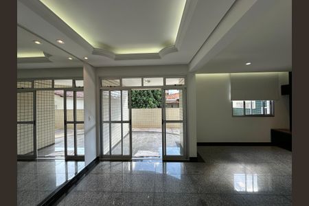 Apartamento à venda com 240m², 4 quartos e 3 vagas