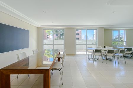 Apartamento à venda com 76m², 3 quartos e 2 vagasÁrea comum - Salão de festas