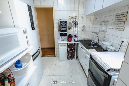 Apartamento à venda com 76m², 3 quartos e 1 vaga Apartamento à venda com 76m², 3 quartos e 1 vagaCozinha