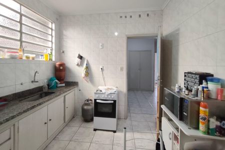 Casa à venda com 300m², 3 quartos e 4 vagas Casa à venda com 300m², 3 quartos e 4 vagasCozinha