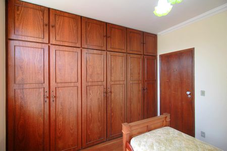 Apartamento para alugar com 205m², 4 quartos e 1 vagaQuarto 1