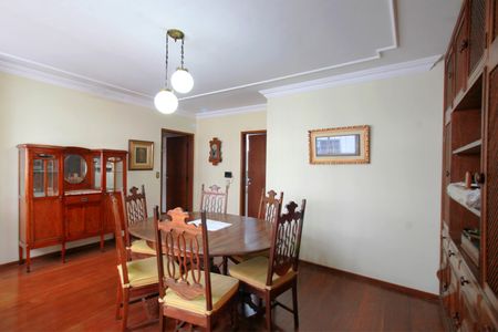 Apartamento para alugar com 205m², 4 quartos e 1 vagaSala de Jantar