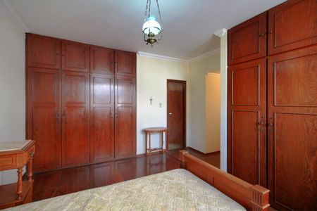 Apartamento para alugar com 205m², 4 quartos e 1 vagaSuíte